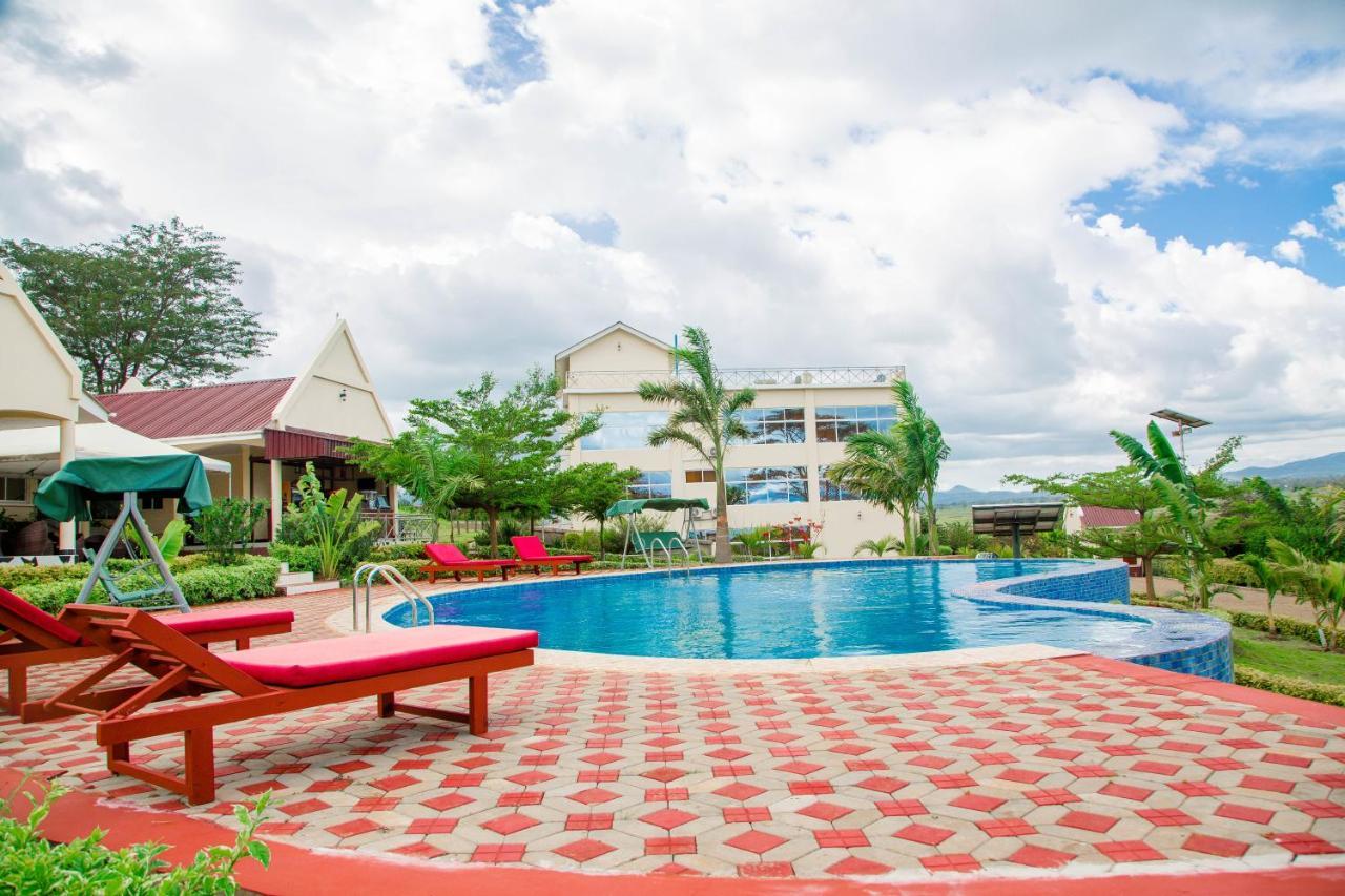A1 Hotel And Resort Arusha Exterior photo